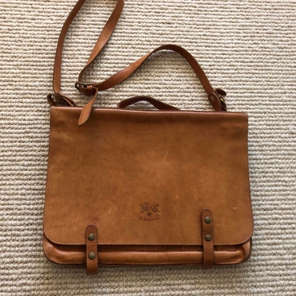 Il Bisonte Handbags - Vintage Il Bisonte Messenger bag